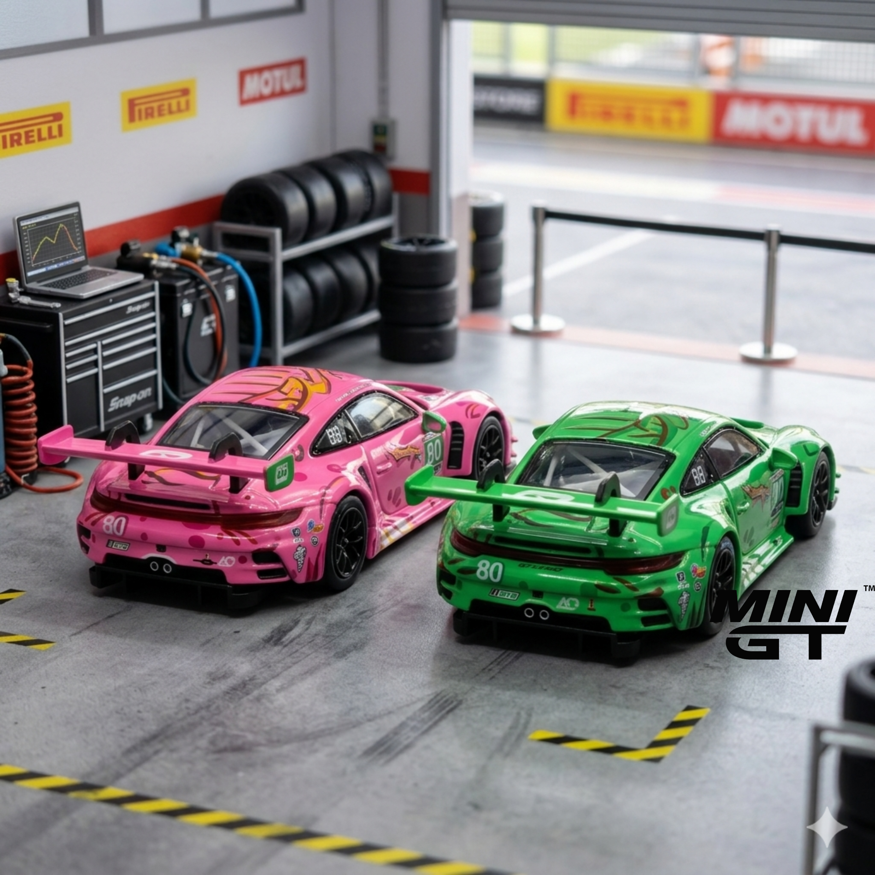 MiniGT 1:64 Diecast