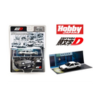Hobby Japan Initial D Diorama Set Series Toyota SPRINTER TRUENO (AE86)/ INITIAL D Takumi Fujiwara VS Takeshi Nakazato with Collector Card (Preorder)