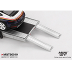 Mini GT Porsche 911 Dakar #718 / Volkswagen ID. Buzz Porsche Centrum Gelderland Roughroads Set