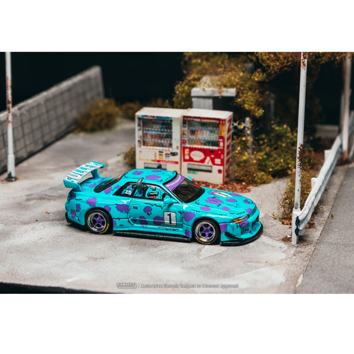 Tarmac Works Nissan Skyline GT-R R32 Widebody Jonsibal Disney Sulley – Global64 (Preorder)